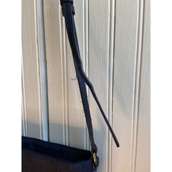 Michael Kors Nylon Kelsey Navy Large Crossbody - Picture 13 of 13